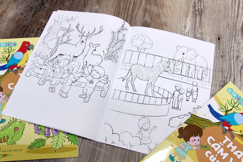 Tập tô màu giúp con rèn luyện sự tập trung kiên nhẫn. (Ảnh: Internet)