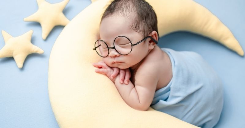 Ba mẹ nên dắt bé đi bác sĩ để được khám chữa bệnh kịp thời (Ảnh: Sưu tầm Internet)