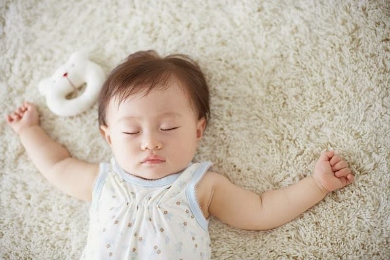 Trẻ 2 tuổi ngủ trưa bao nhiêu là đủ. (Ảnh: Sưu tầm internet)