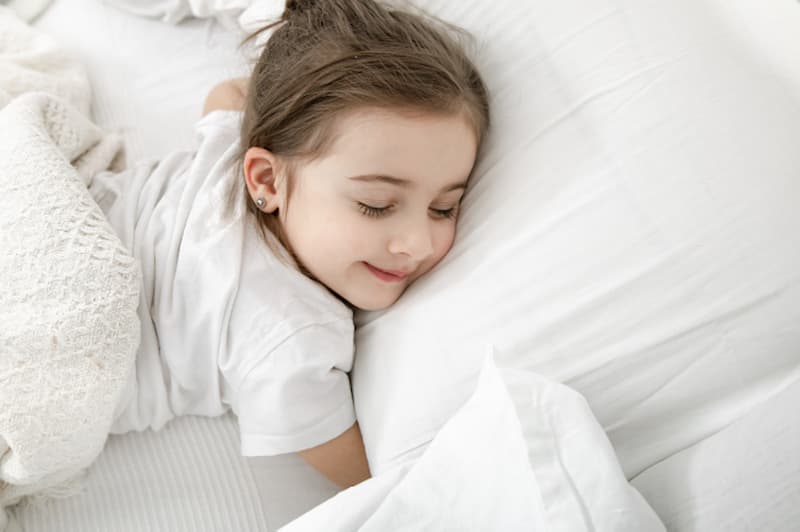 Khắc phục bằng cách điều trị hệ tiêu hoá cho con. (ảnh: sưu tầm internet)