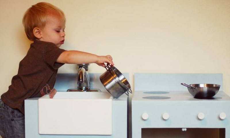 Đề phòng những nguy cơ trẻ bị bỏng ngay tại nhà bố mẹ cần áp dụng ngay (Nguồn: Sưu tầm Internet)