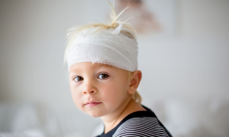 Trẻ bị ngã chấn thương sọ não có những biểu hiện như thế nào? (Nguồn: Sưu tầm Internet)