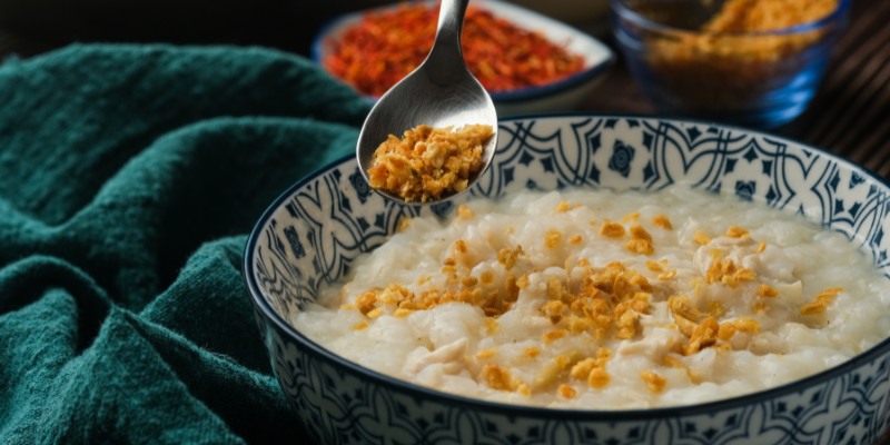 Cháo là một trong những món ăn tốt để trẻ bồi bổ sau khi bị ngộ độc (Ảnh: Sưu tầm internet)