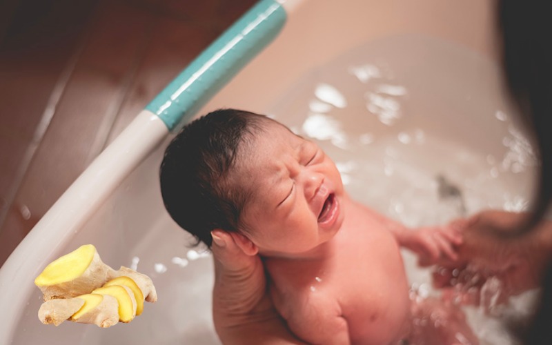 Tắm nước gừng cho bé là cách giải cảm cúm rất hiệu quả (Ảnh: Sưu tầm Internet)