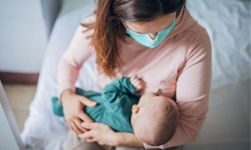 Breastfeeding while you or your baby are sick