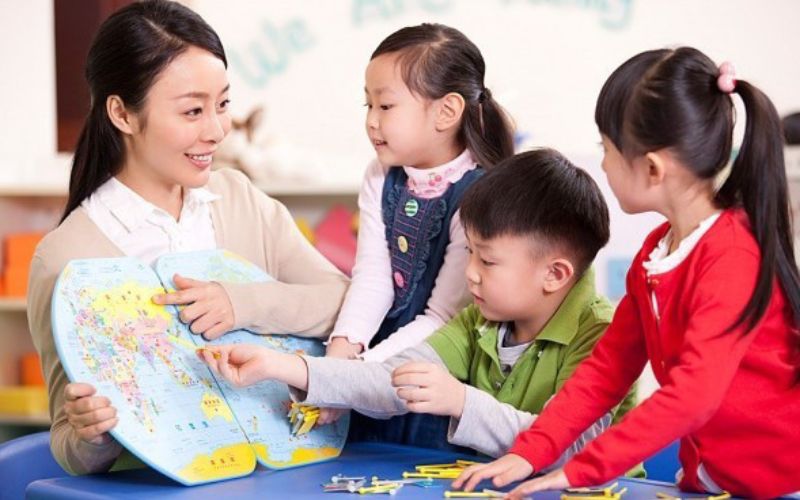 Giúp trẻ rèn kỹ năng phân tích, đánh giá thông qua những cuốn sách ((Ảnh: Sưu tầm internet)