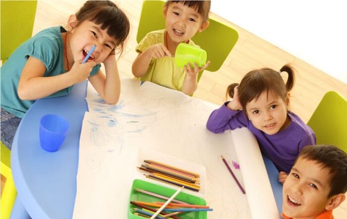 Cần lựa chọn môi trường học tiếng Anh cho bé phù hợp (Ảnh: Sưu tầm internet)