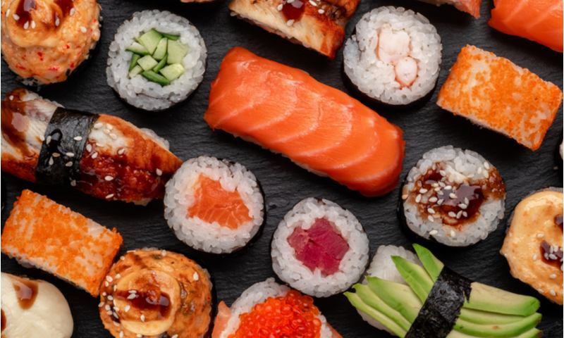 Một số món ăn tuy ngon nhưng lại có hại cho mẹ và bé (Nguồn: Internet)