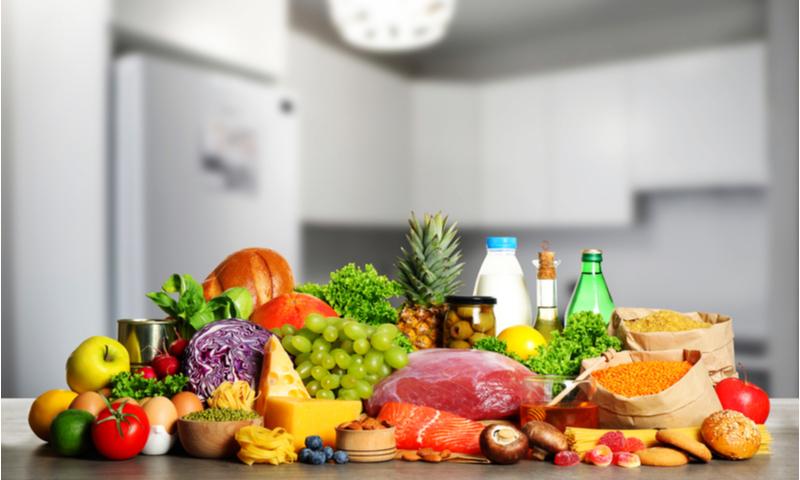 Bữa ăn của mẹ cần đa dạng giúp mẹ ngon miệng hơn, không lo bị ngán (Nguồn: Internet)