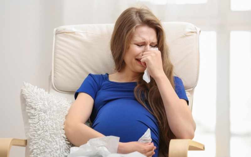 Bà bầu từng bị sùi mào gà không nên sinh thường để bảo vệ thai nhi. (Ảnh: Sưu tầm Internet)