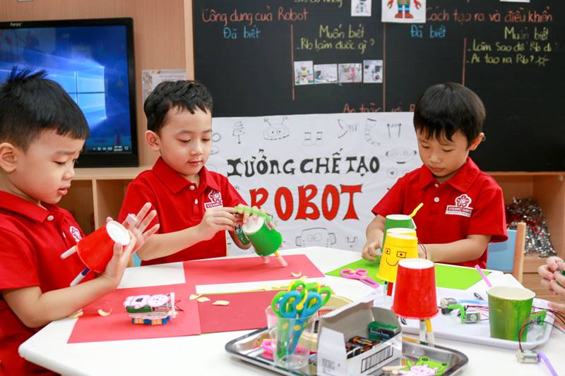 Thực hiện một dự án đơn giản để mở rộng kiến thức. (Ảnh: Internet)