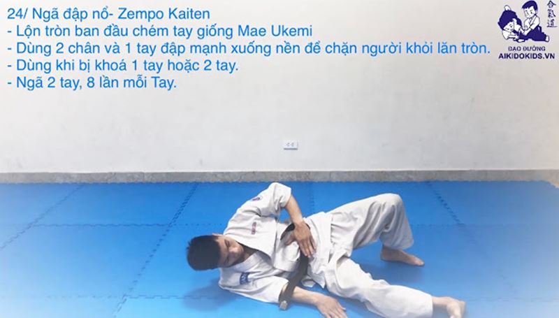 Phần bộ ngã và di chuyển võ Aikido 2. (Ảnh: Internet)