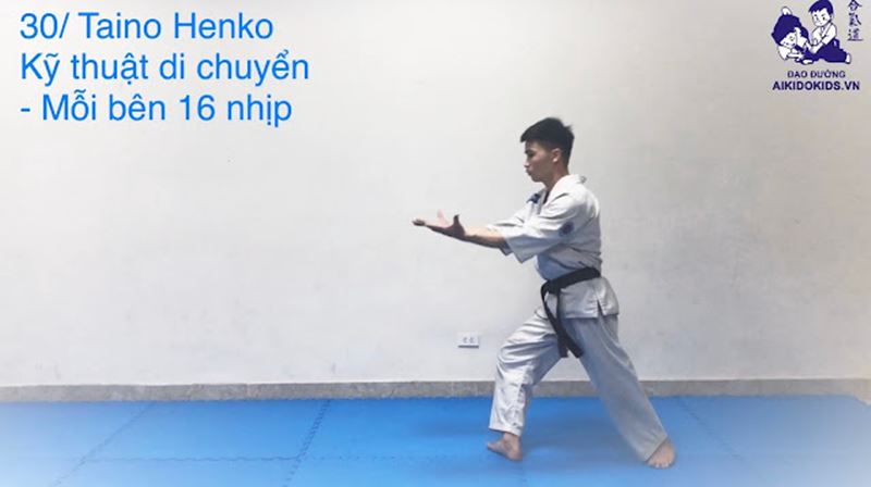 Phần bộ ngã và di chuyển võ Aikido 4. (Ảnh: Internet)