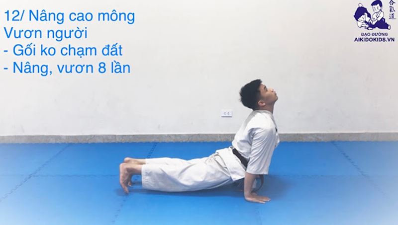 Phần khởi động võ Aikido 4. (Ảnh: Internet)