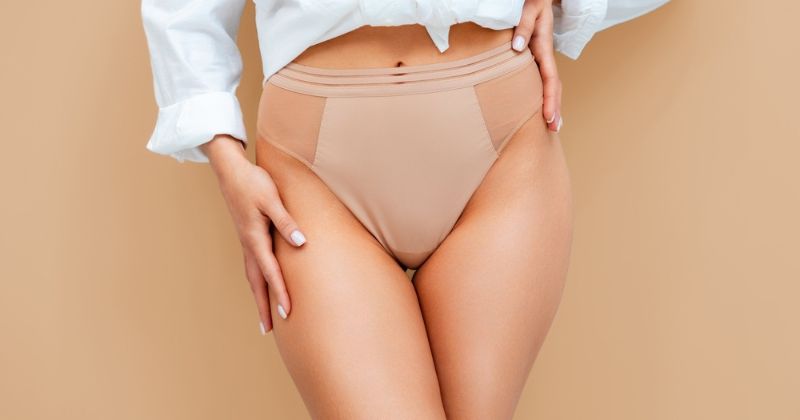 Mặc đồ lót chật khiến vùng kín bị bí bách (Ảnh: Sưu tầm Internet)