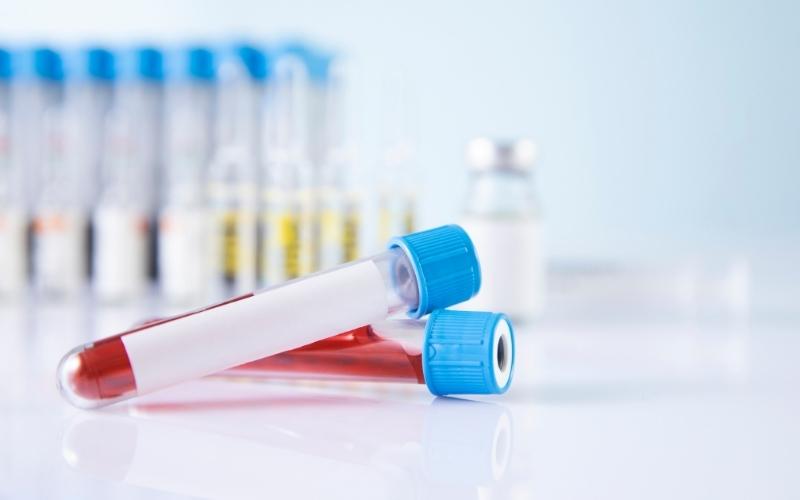 Chị em cần uống thuốc theo chỉ dẫn của bác sĩ để tăng tỉ lệ đậu thai. (Ảnh: Sưu tầm Internet)