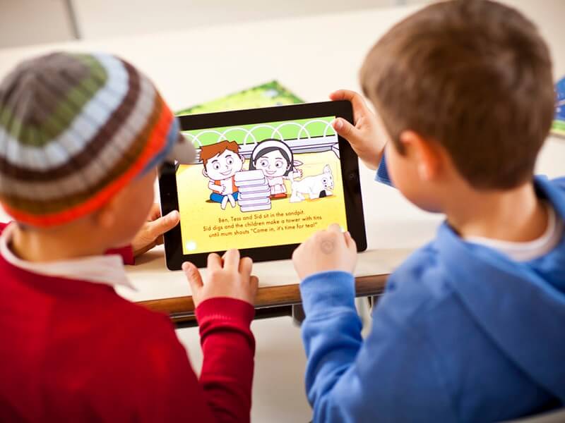 Việc bé học trên Youtube hay nền tảng nào cũng cần có lộ trình rõ ràng. (Ảnh: Sưu tầm internet)