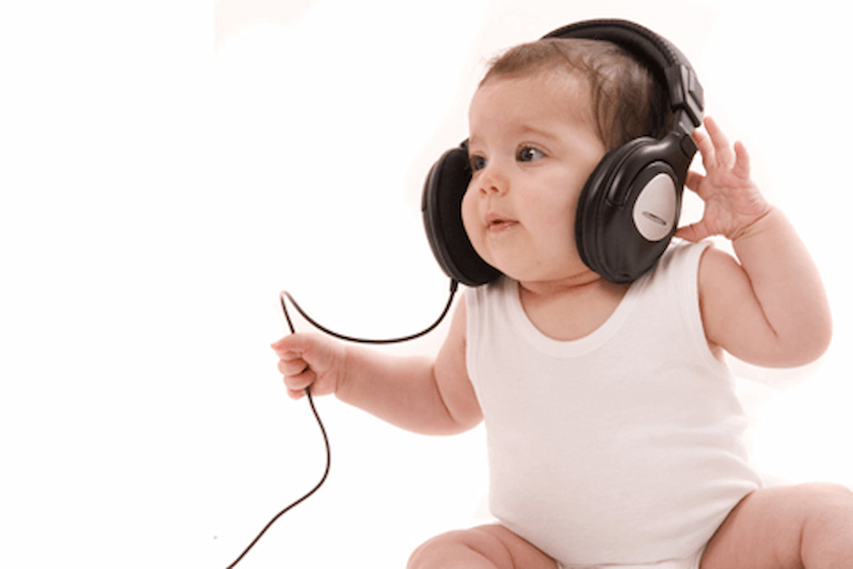6 thể loại nhạc kích thích tư duy cho bé giúp bé thông minh hơn