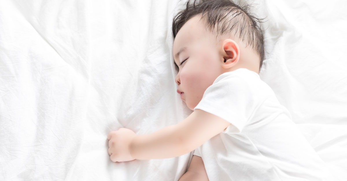 Trẻ 1 tuổi ngủ ngáy có đáng lo? Nguyên nhân và giải pháp