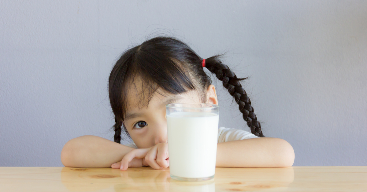 Trẻ 10 tuổi uống sữa gì tăng trưởng chiều cao? 20 gợi ý giúp ba mẹ dễ dàng lựa chọn