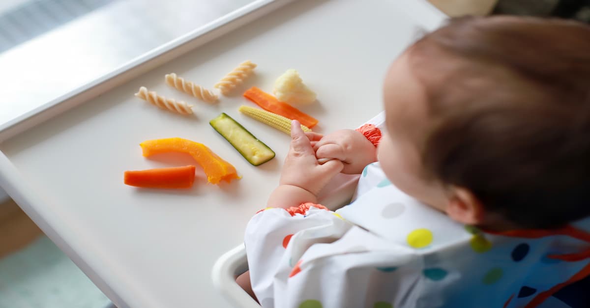 Thực đơn ăn dặm cho bé 6 tháng: chế độ dinh dưỡng và các món ăn