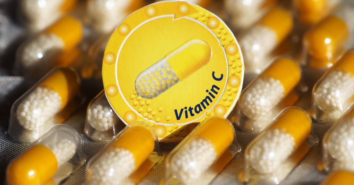 Uống vitamin C mỗi ngày có tốt không? Lợi - hại như thế nào?