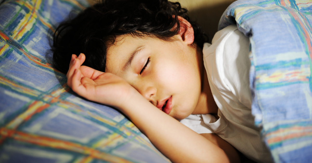 Nguyên nhân trẻ 8 tuổi ngủ nghiến răng ba mẹ nên biết