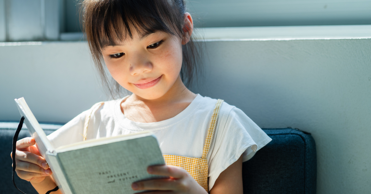 Phương pháp “kỷ luật không đòn roi” khi dạy bé 4 tuổi biết đọc chữ