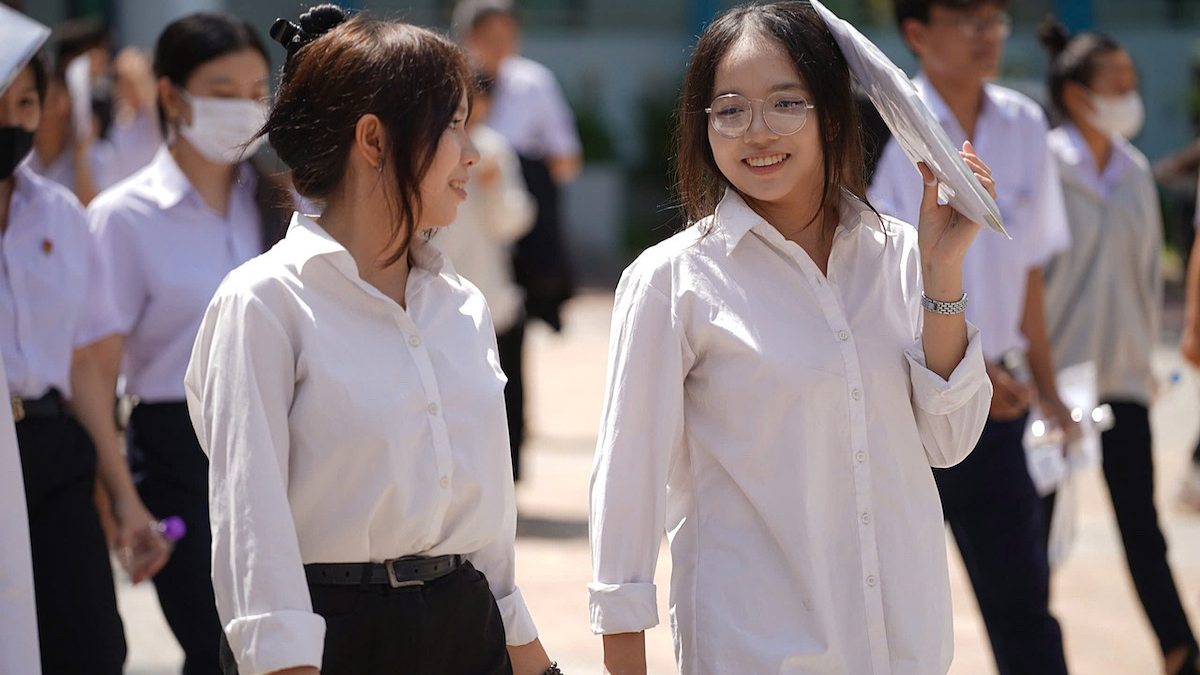 Hướng dẫn cách viết đơn xin nhập học & 5 mẫu đơn mới nhất