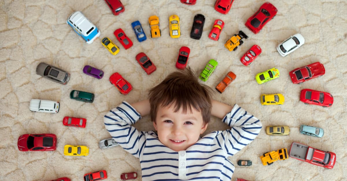 Review chi tiết xe, đồ chơi ô tô cho bé 2 tuổi