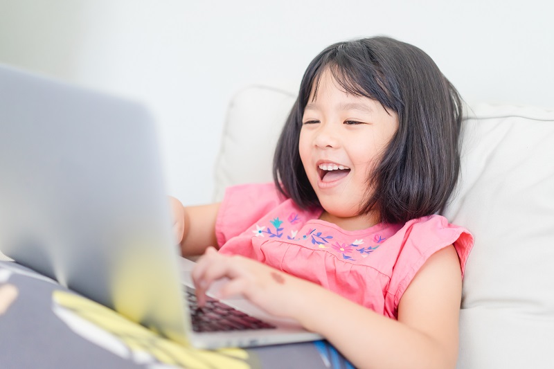 Bật mí 10 kênh học tiếng Anh online cho bé hiệu quả ngay tại nhà