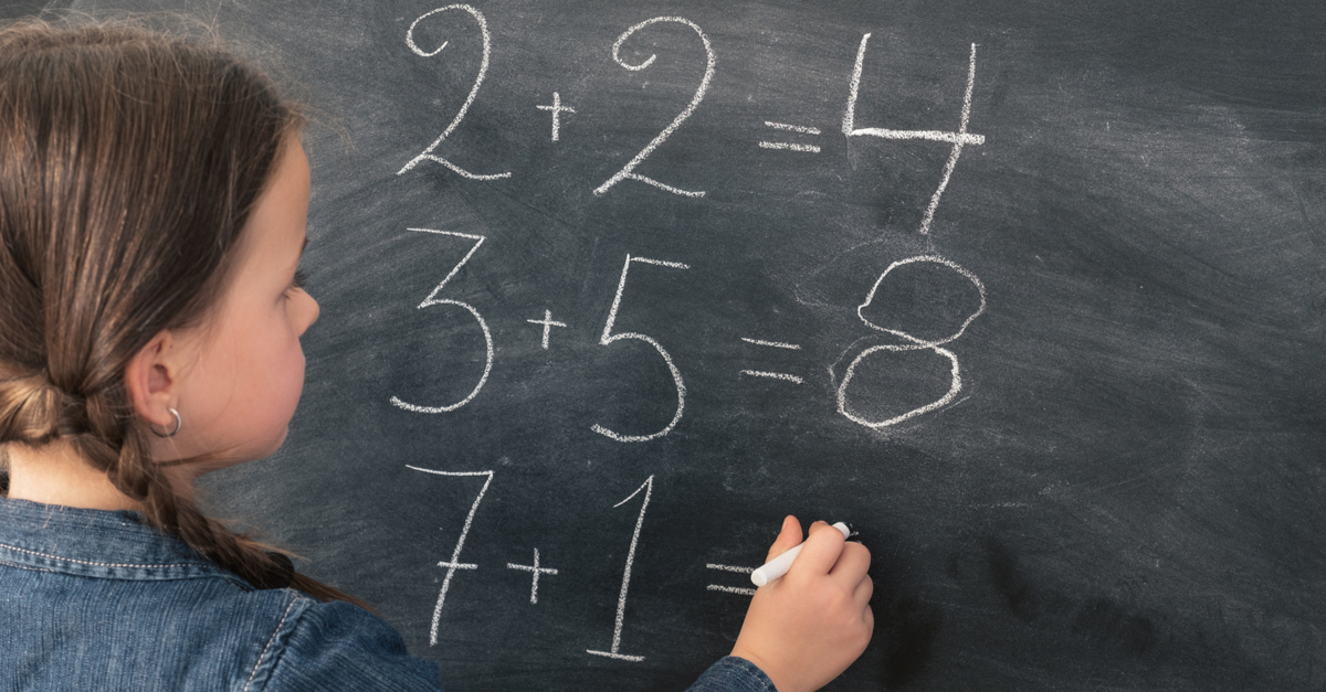 Mách bố mẹ những cách học toán lớp 2 hiệu quả dành cho con ngay tại nhà