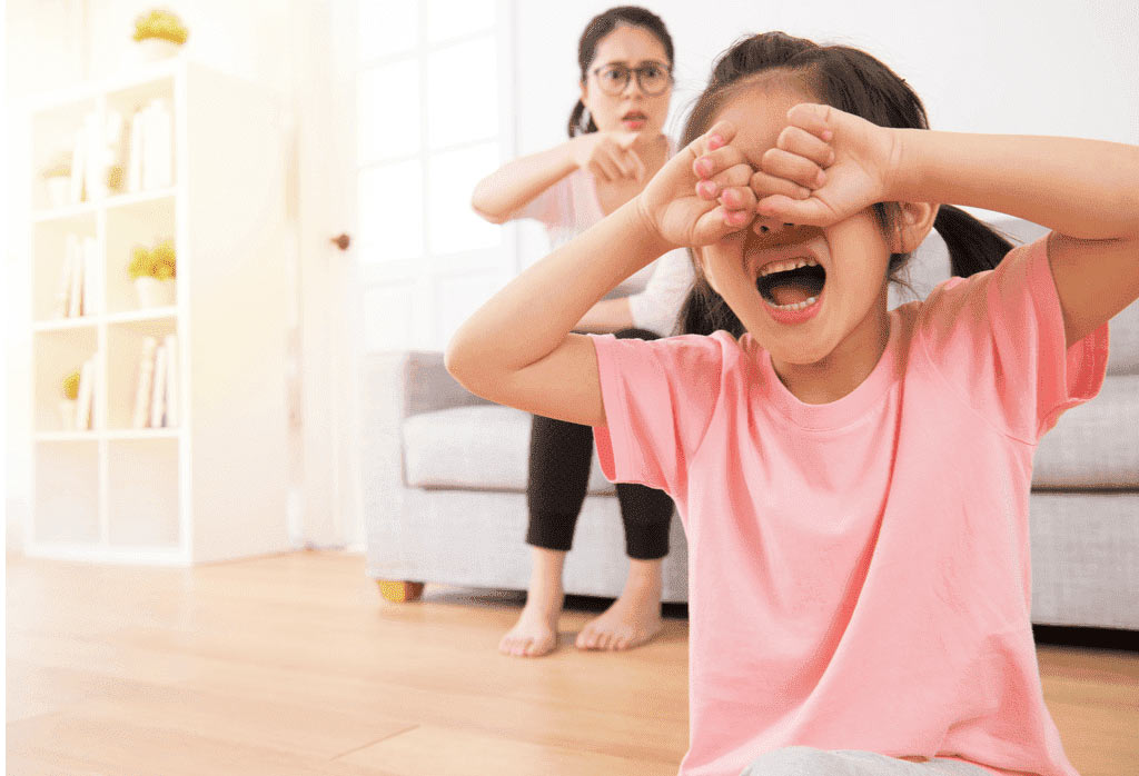 Ba mẹ không nên so sánh con với bạn bằng tuổi (Ảnh: Sưu tầm Internet)