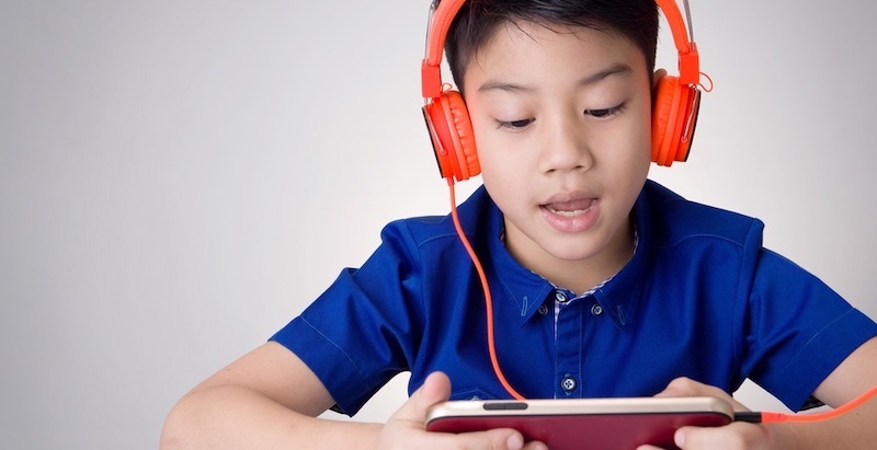 Luyện nói tiếng Anh cho trẻ em (Ảnh: Sưu tầm Internet)