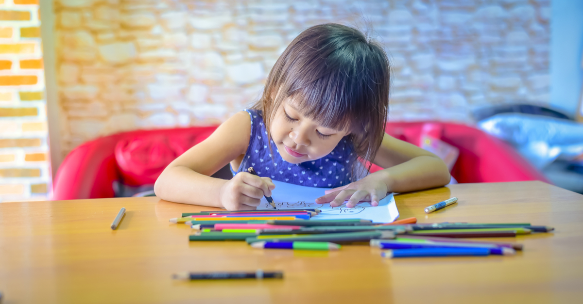 Những lý do nên tập viết chữ cái mẫu giáo cho trẻ từ sớm mà ba mẹ cần phải biết